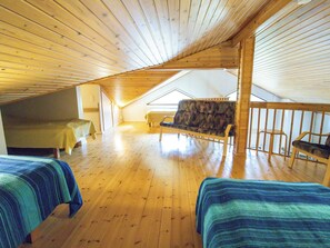 3 عدّة غرف نوم وخدمة الإنترنت