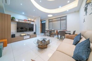 Unclassified image, 3 of 10, button - NEAR HOMESTAY (Yilan)