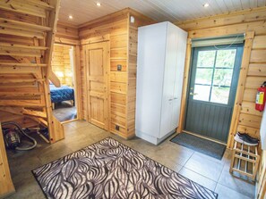 2 bedrooms, Internet