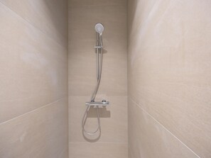 Shower, hair dryer - Modern, bright studio near the sea (Middelkerke)
