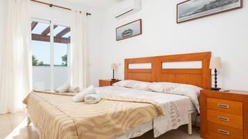 3 Schlafzimmer, Bügeleisen/Bügelbrett, Internetzugang, Bettwäsche