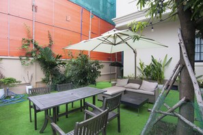 Courtyard view - GO VILLA - ApartHotel Thao Dien (Ho Chi Minh)