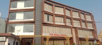 Hotel The Royal Crown