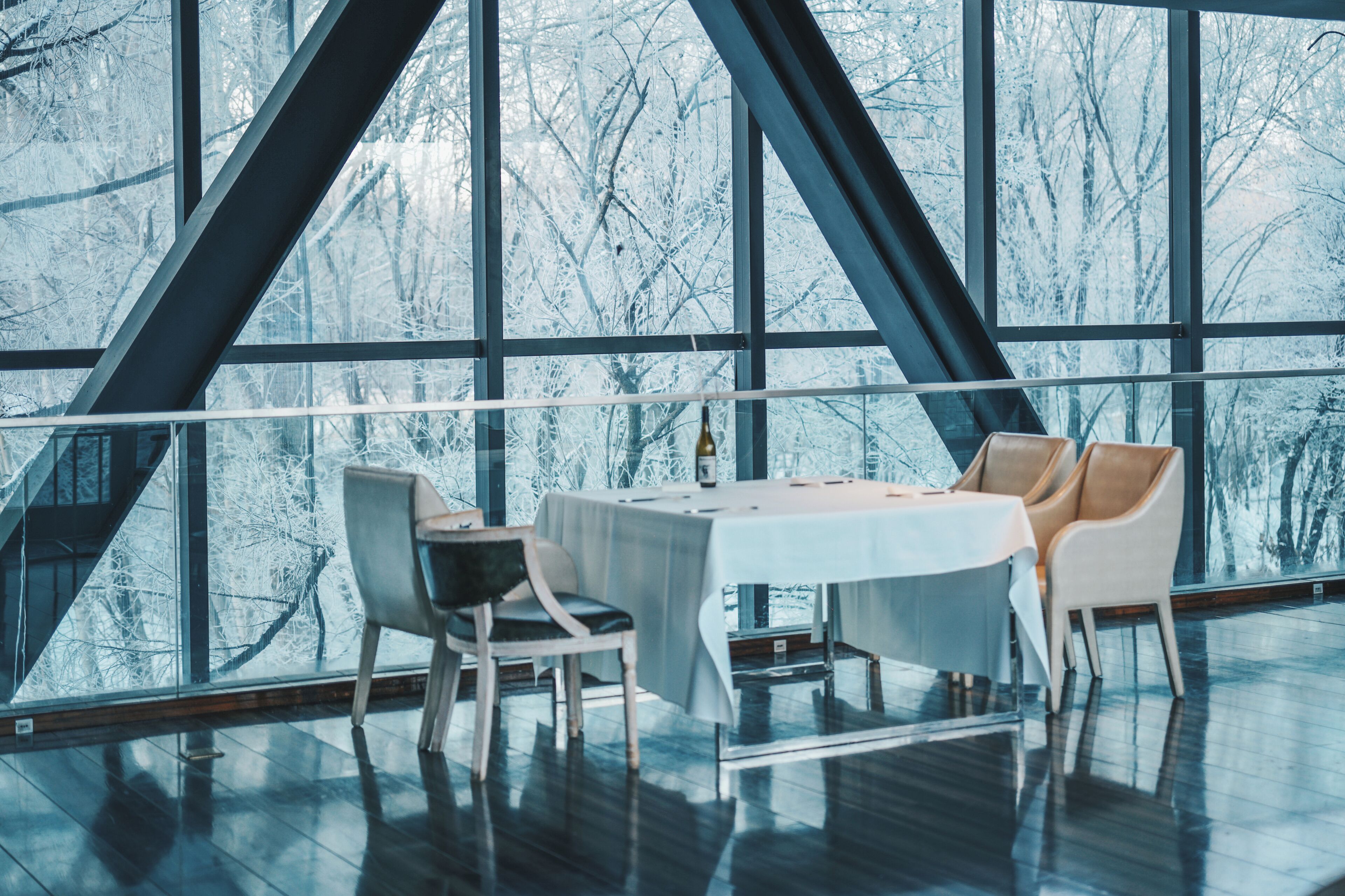 Free daily cooked-to-order breakfast 