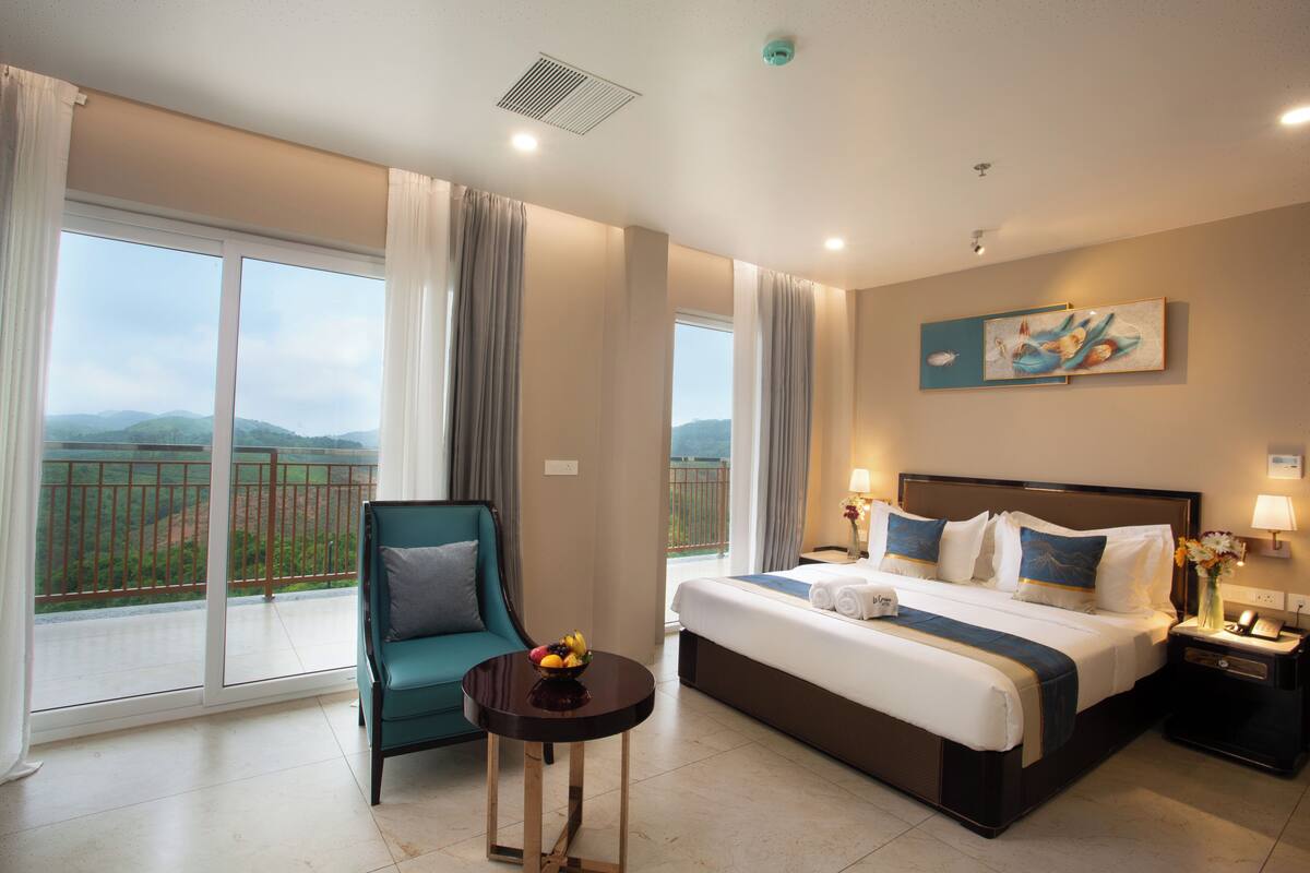 In-room safe, desk, laptop workspace, blackout drapes