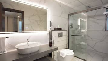 Luxury Double Room, Balcony, Mountain View | Bathroom | Shower, hair dryer, slippers, towels