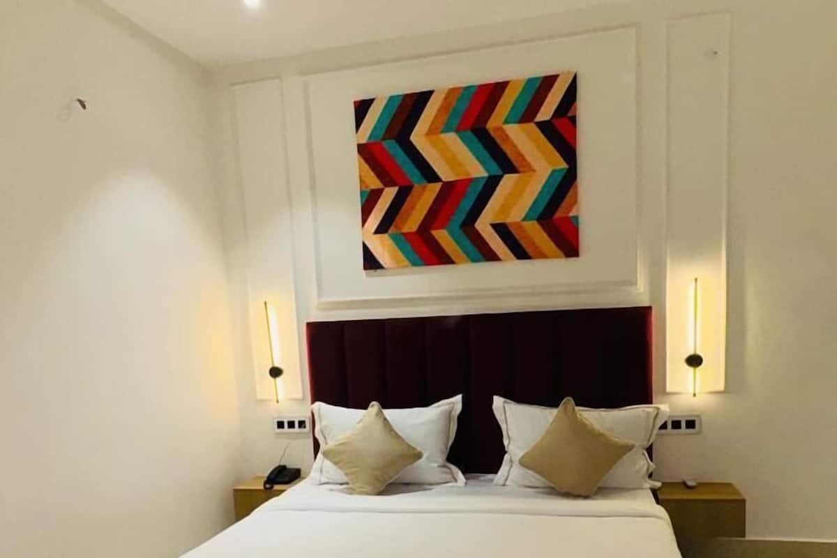 Deluxe Double Room | Free WiFi