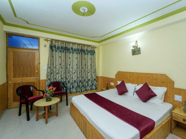 Rollaway beds, free WiFi, bed sheets