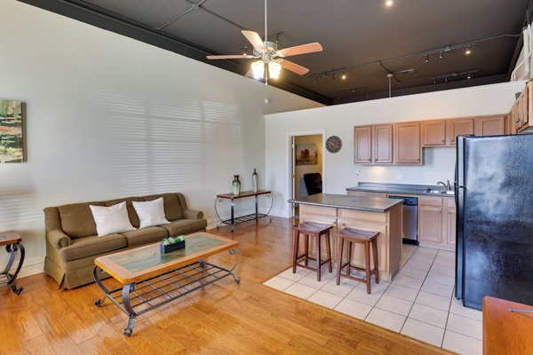 Marshall Vacation Rental | 1BR | 1BA | 1,100 Sq Ft | Step Required