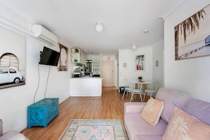 TV - Elizabeth Gardens - 5 Min to Foreshore (South Perth)