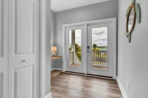 Villa | 7 bedrooms - Walk to Beach Pool Ocean View Parking Bunk Beds (Holly Ridge)