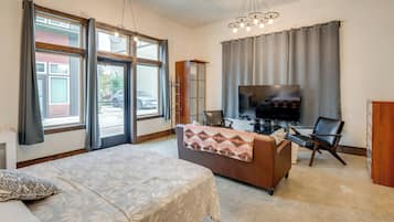 Silitysrauta/-lauta, internet, vuodevaatteet