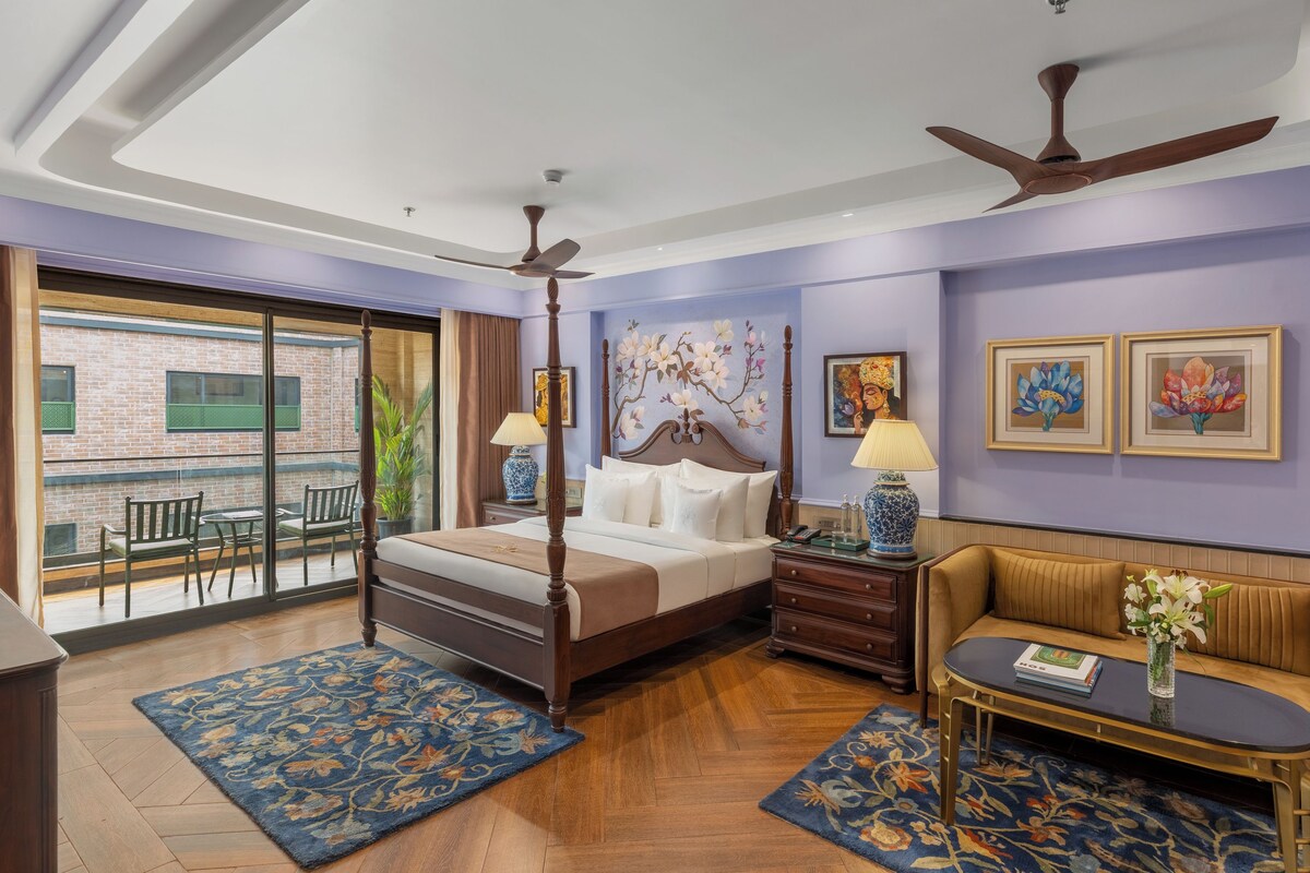 Luxury Villa, Balcony, Harbor View | Minibar, desk, laptop workspace, iron/ironing board (on request)