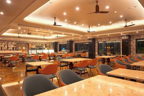 Restaurant - Mayfair Bay Resort Paradeep (Paradeep)