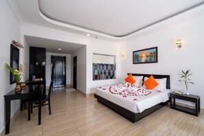 Deluxe Double Room, Balcony, City View | Minibar, in-room safe, desk, free WiFi - Khmer Angkor Residence (Siem Reap)