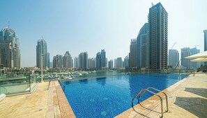 Outdoor pool - Cayan Escape Lavish 1BR with Sea View  (Dubai)