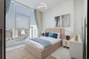 Egyptian cotton sheets, premium bedding, in-room safe - Vogue | Gemz Al Furjan near Ibn Battuta Mall (Dubai)