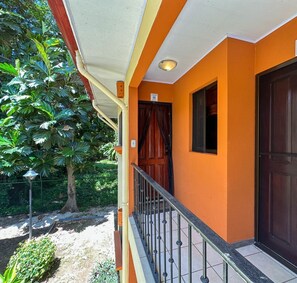 Exterior detail - Charming Apartment in Playas del Coco| Steps From the Beach| Sleep 4  (Coco)
