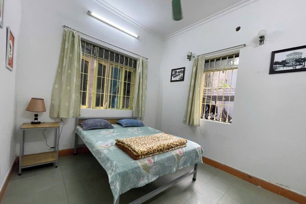 Quarto casal básico | Wi-Fi de cortesia