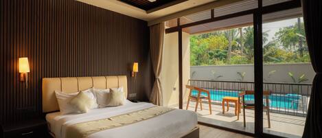 Bureau, espace de travail pour ordinateur portable, Wi-Fi gratuit