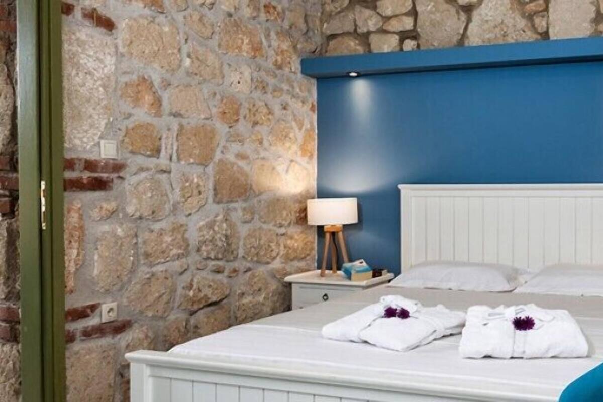 Family Room | In-room safe, free cribs/infant beds, free WiFi, bed sheets