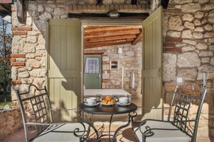 Standard Double Room | Terrace/patio