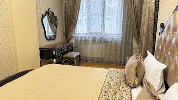 Luxury Apartment, Balcony, City View