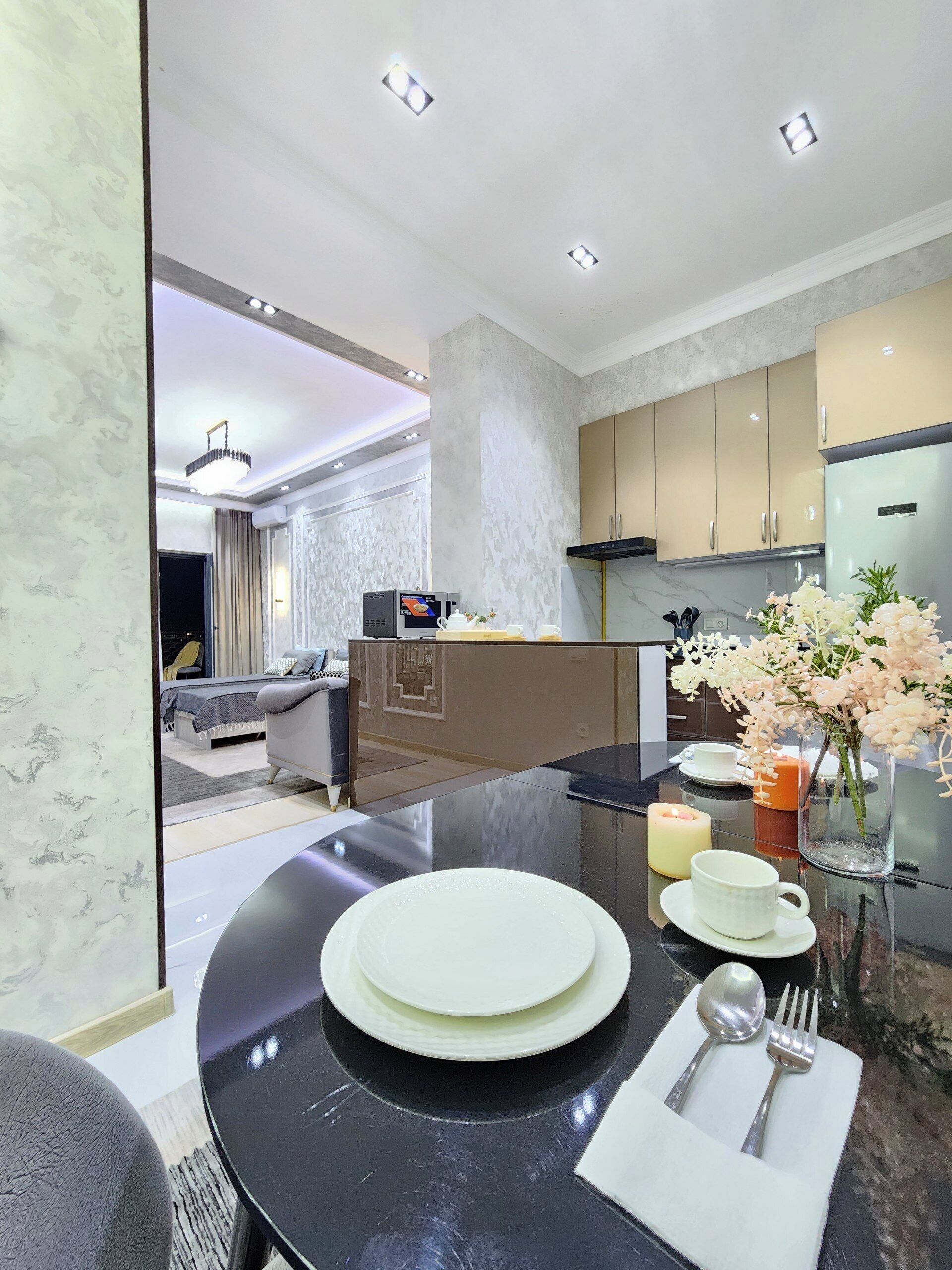 Comfort Apartment, Multiple Beds, Kitchen, City View | Private kitchen | Fridge, microwave, stovetop, dishwasher