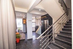 Interior - Hotel Miracle Meridian (Bengaluru)