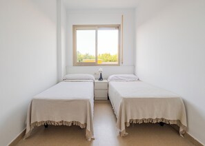Iron/ironing board, free WiFi, wheelchair access - Apartamentos Proamar  (Torre del Mar)