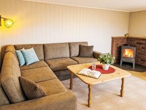 TV, fireplace - Vacation home Odden by Interhome (Spangereid)
