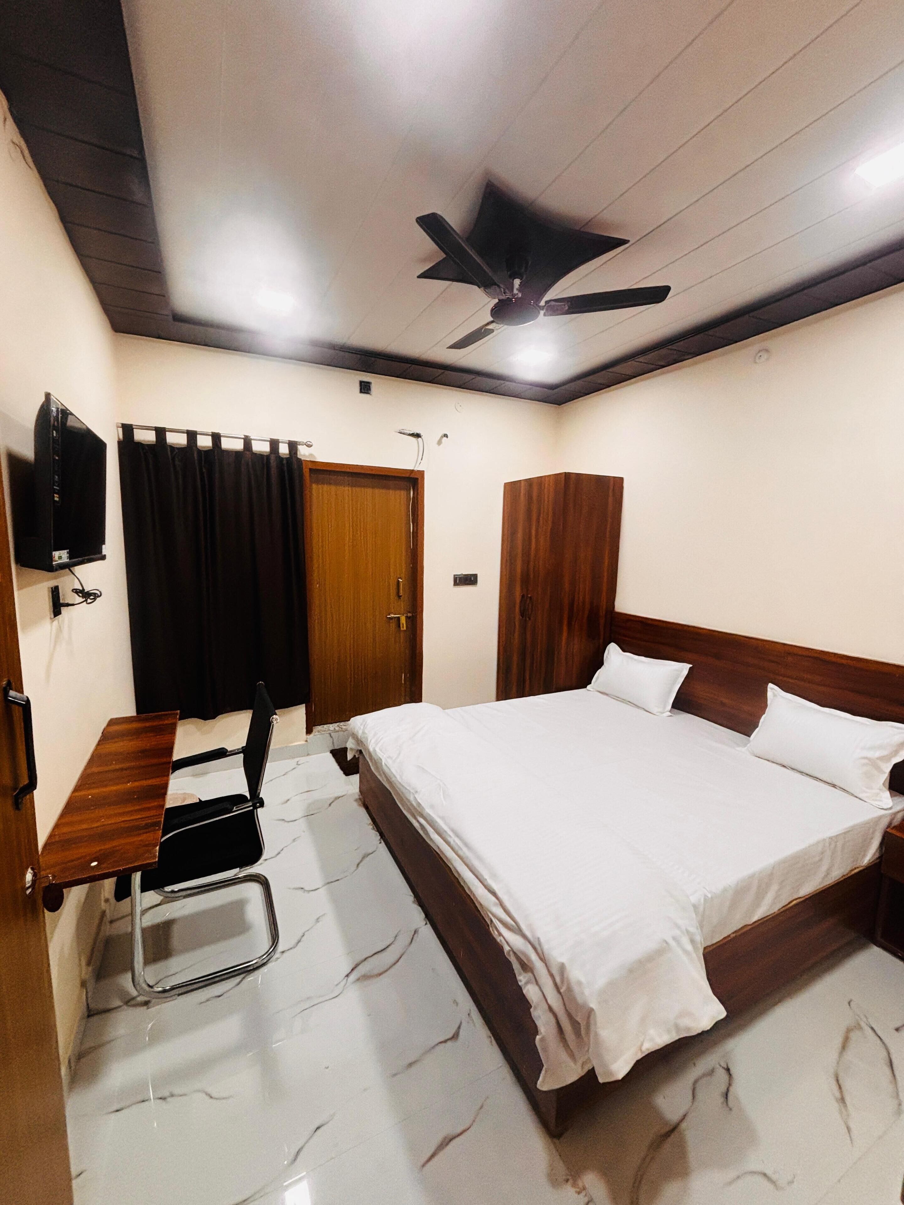 基本雙人房 | 免費 Wi-Fi