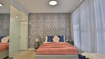 Kahden hengen perushuone | Silitysrauta/-lauta, ilmainen Wi-Fi