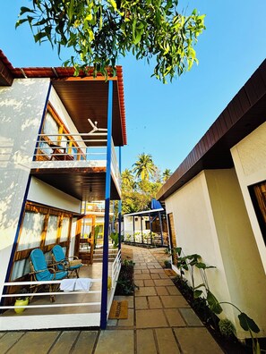 Fachada da propriedade