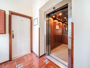 Interior - Apartment Balbin by Interhome (Praha/2)