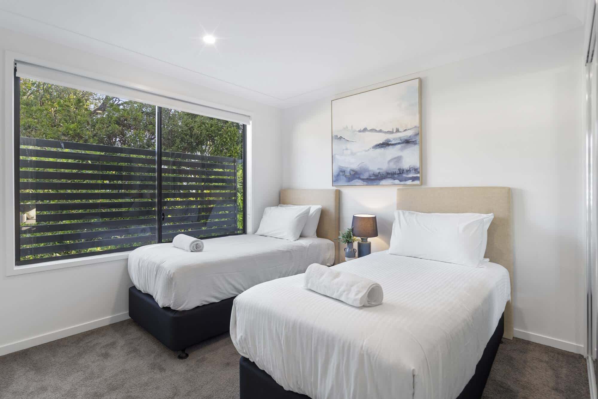 4 bedrooms, desk, iron/ironing board, WiFi