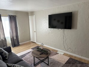 Living area - Cozy apartment #4 (Dayton)