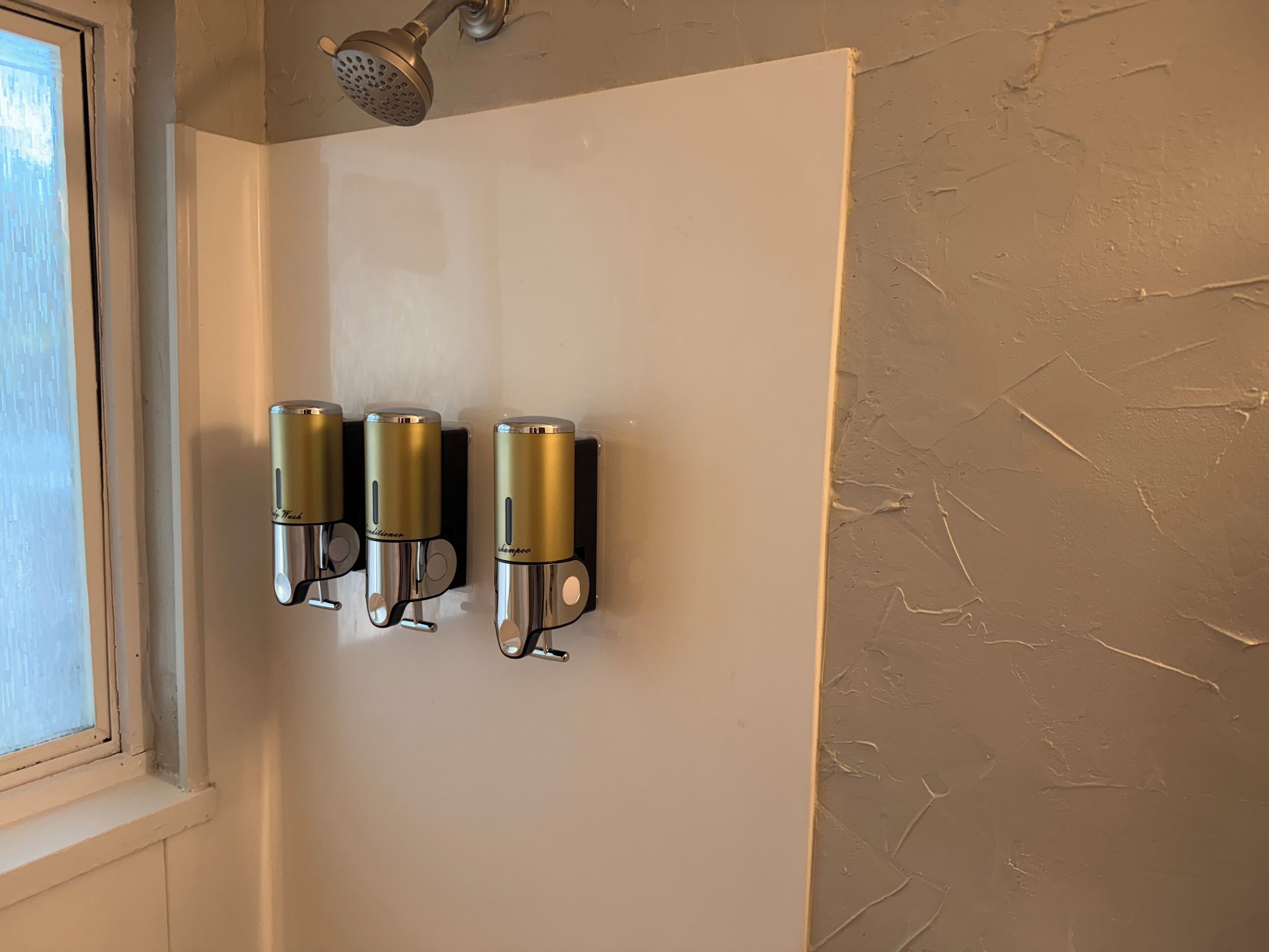 Bathroom amenities
