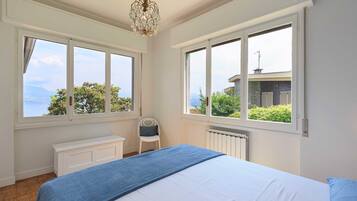 Villa, 3 habitaciones, terraza, vistas al jardín | 3 dormitorios