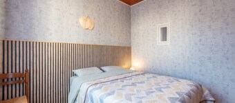 Holiday Home 'Montée Du Boiloa - Bielle, Laruns' with Mountain View, Private Terrace and Private Garden