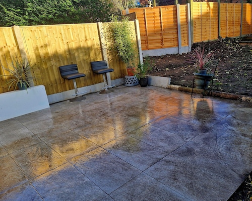 Charming 3-bedroom House in Tranquil Wythenshawe Neighborhood