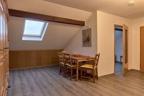 Dining - Haus Freigeist - Apartment to local view (Thale)