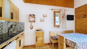 Fridge, microwave, oven, dishwasher - VOINETTES VNB7 SKI & MOUNTAIN 5 Pers. (Châtel)