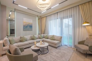 Living area - 2BR Creek Beach & Pool Lagoon Access (Dubai)