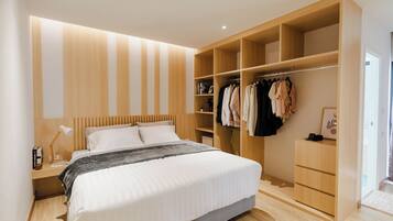 Deluxe Double Room, Balcony, City View | Free WiFi