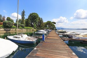 Villa, 3 Bedrooms, Patio, Garden View | Marina - Lakefront Holiday Home (Meina)