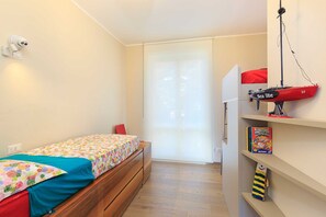 Villa, 3 Bedrooms, Patio, Garden View | 3 bedrooms - Lakefront Holiday Home (Meina)