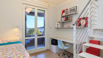 Villa, 3 habitaciones, patio, vistas al jardín | 3 dormitorios