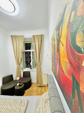 Basic Apartment | Iron/ironing board - Family 9BR Apartment Near Augarten (Vienna)