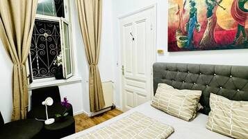 Basic-Apartment | Bügeleisen/Bügelbrett